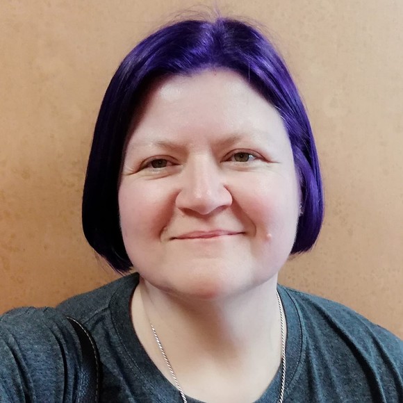 Meet your Posher, Tami - Picture 1 of 1